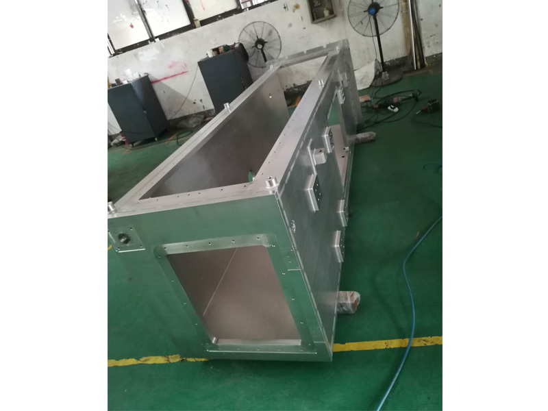 不銹鋼真空設(shè)備